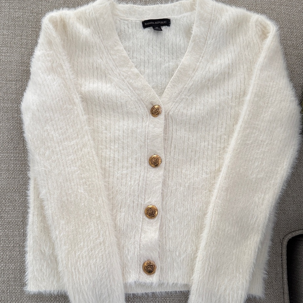 Banana Republic Cream Fuzzy Cardigan with Distressed Gold Buttons, X-Small - Picture 4 of 9